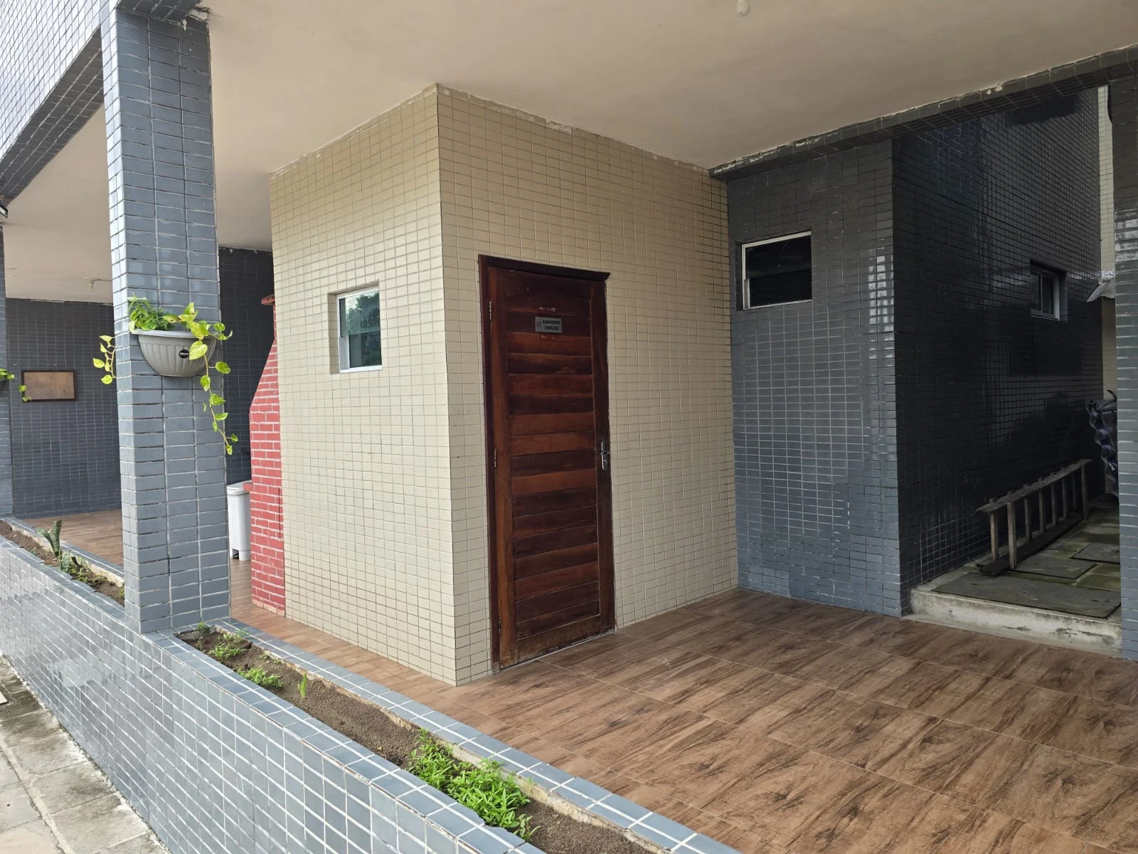 Apartamento no Colinas do Sul 2 Quartos com Piscina