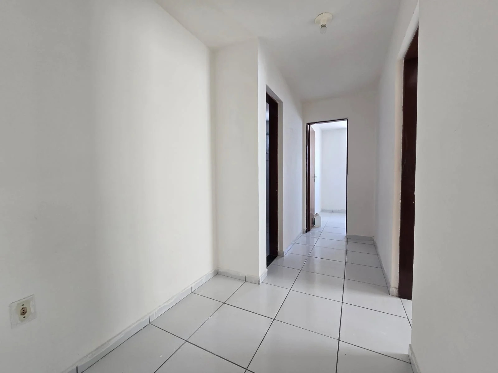 Apartamento no Cristo com 2 Quartos sendo 1 Suíte