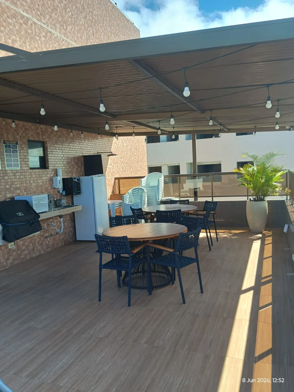 Apartamento nos Bancários com 2 Quartos sendo 1 Suíte, Elevador e Lazer