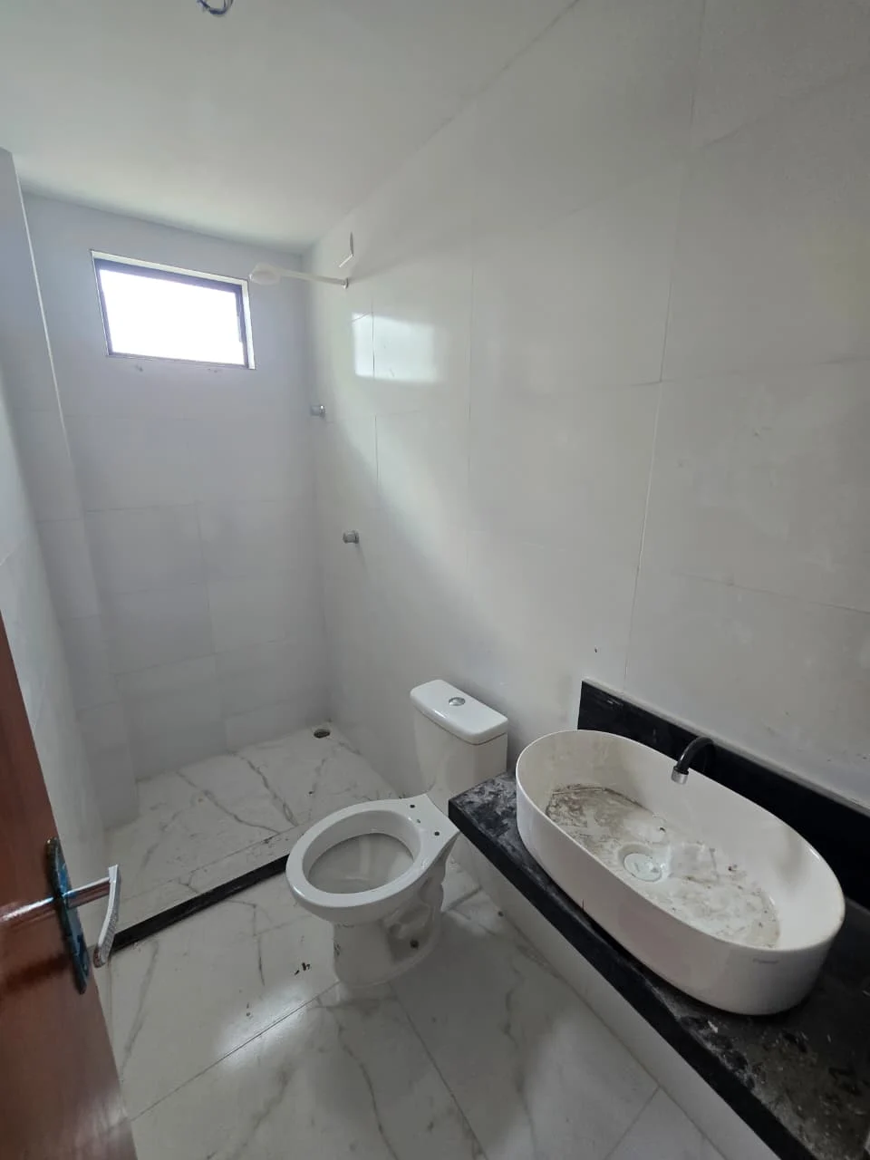 Apartamento na Torre com 2 Quartos sendo 1 Suíte