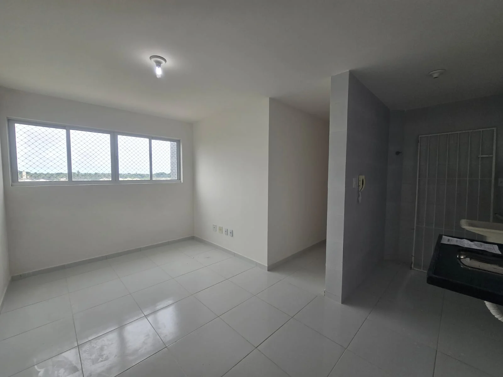 Apartamento no Colinas do Sul 2 Quartos com Piscina