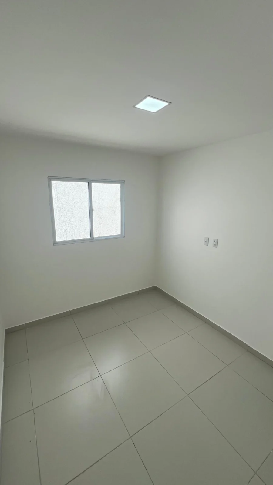 Casa no Bairro das Industrias com 2 Quartos sendo 1 Suíte