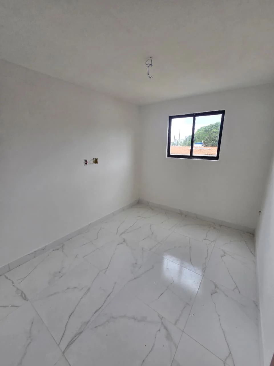 Apartamento na Torre com 2 Quartos sendo 1 Suíte