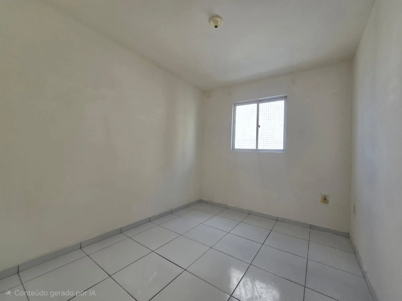 Apartamento no Cristo com 2 Quartos sendo 1 Suíte