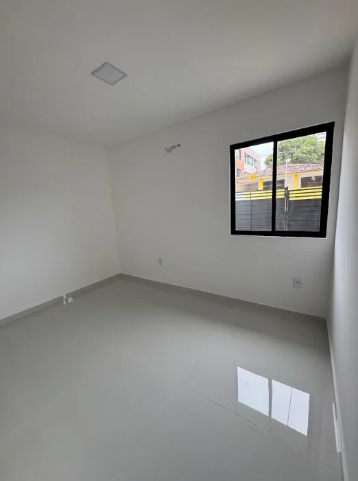 Apartamento Térreo com Área no Altiplano 3 Quartos sendo 1 Suíte
