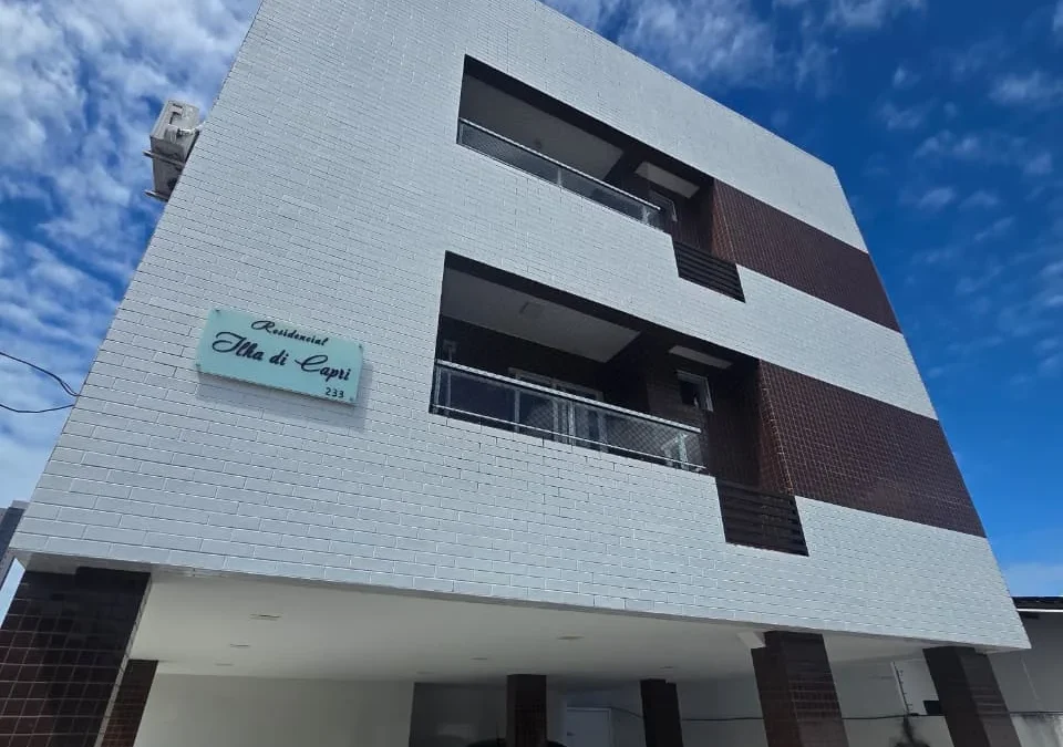 Apartamento no Miramar com 3 Quartos sendo 1 Suíte