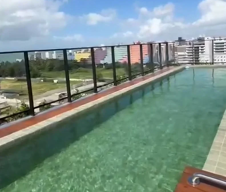 Flat em Ponta de Campina com Elevador e Lazer
