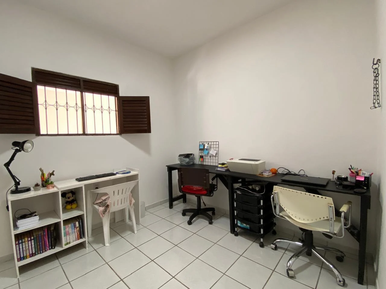Casa no Cristo com 4 Quartos sendo 1 Suíte, Próximo ao Almeidão