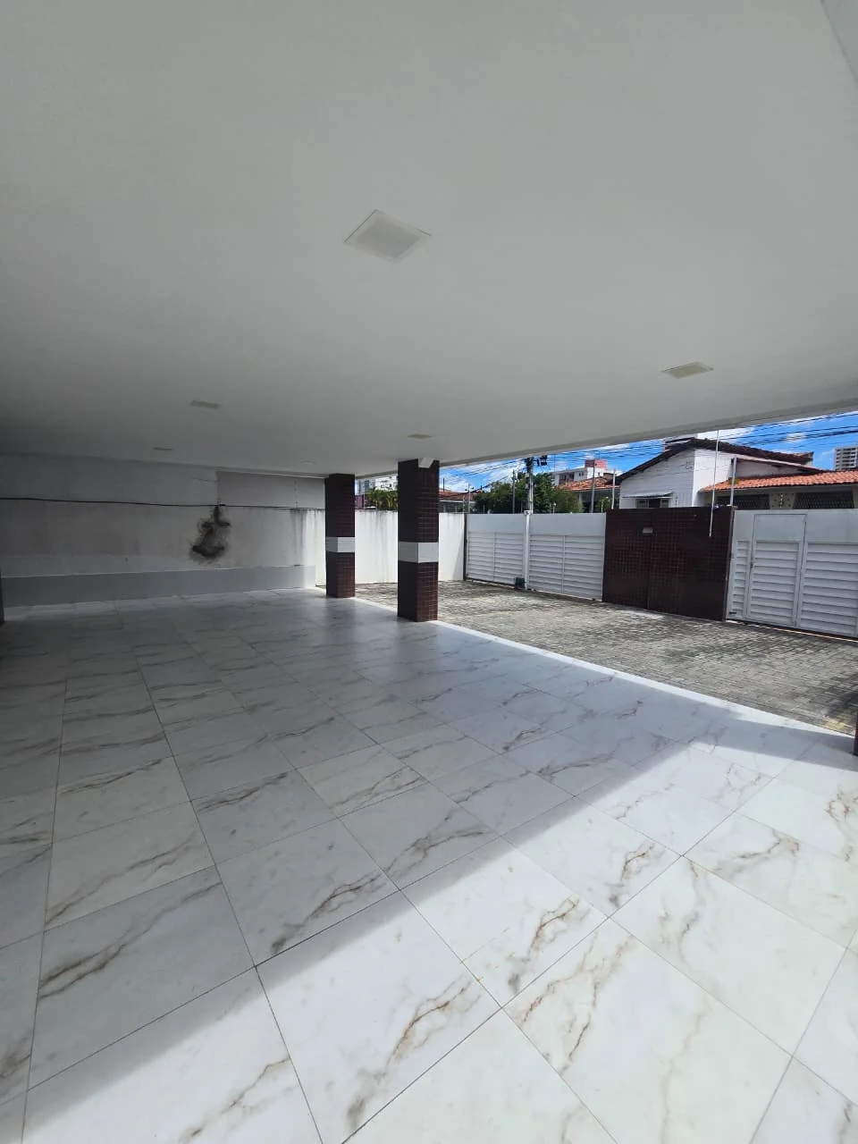 Apartamento no Miramar com 3 Quartos sendo 1 Suíte