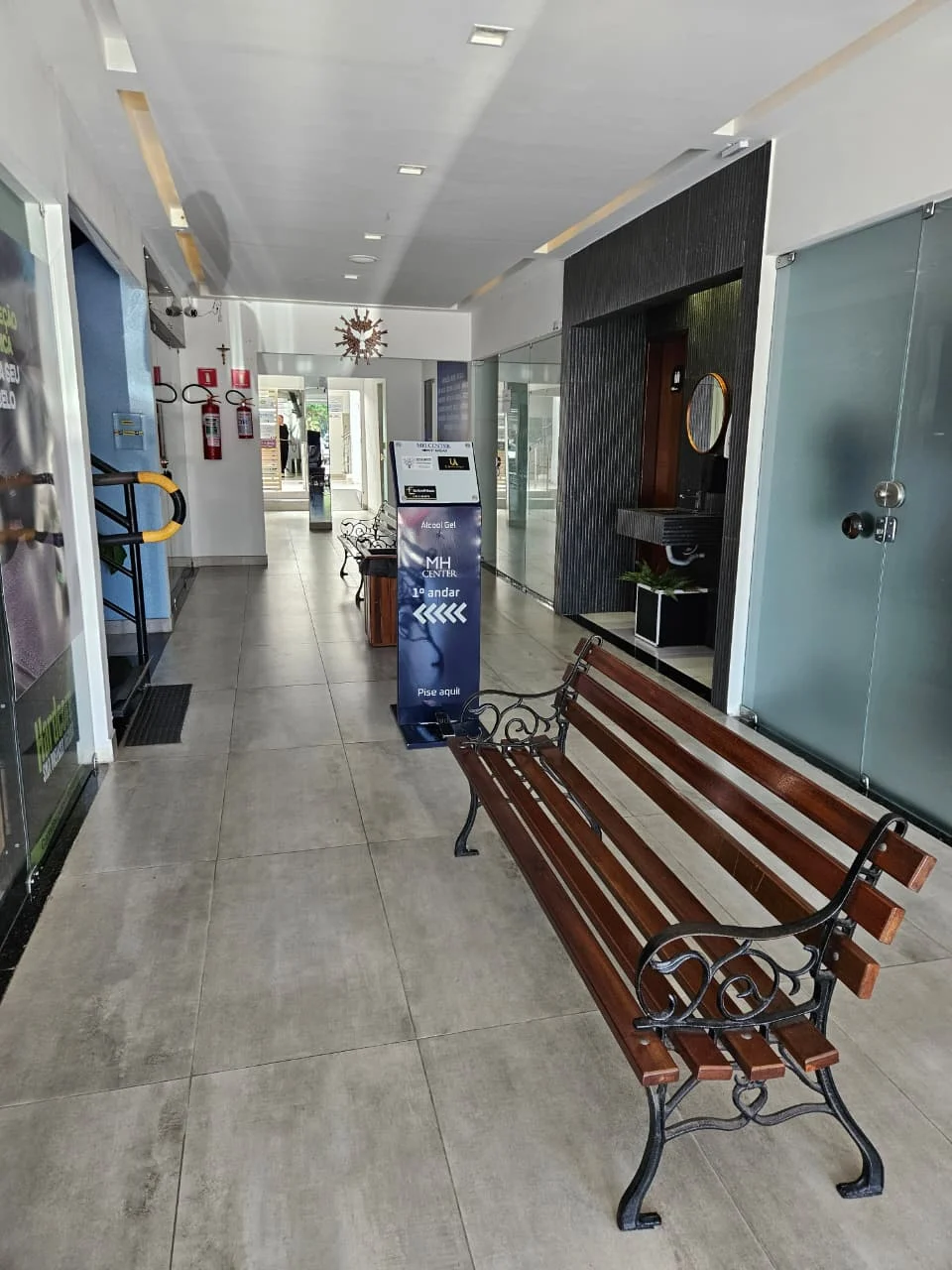 ALUGO Sala Comercial na Principal dos Bancários/Anatólia em frente ao Equilíbrio do Ser R$ 1.550,00*