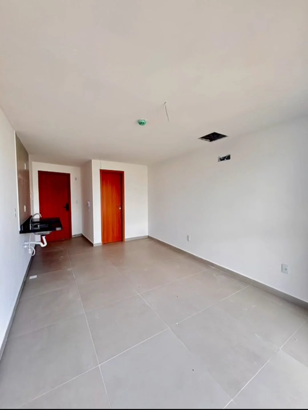 Flat em Ponta de Campina com Elevador e Lazer