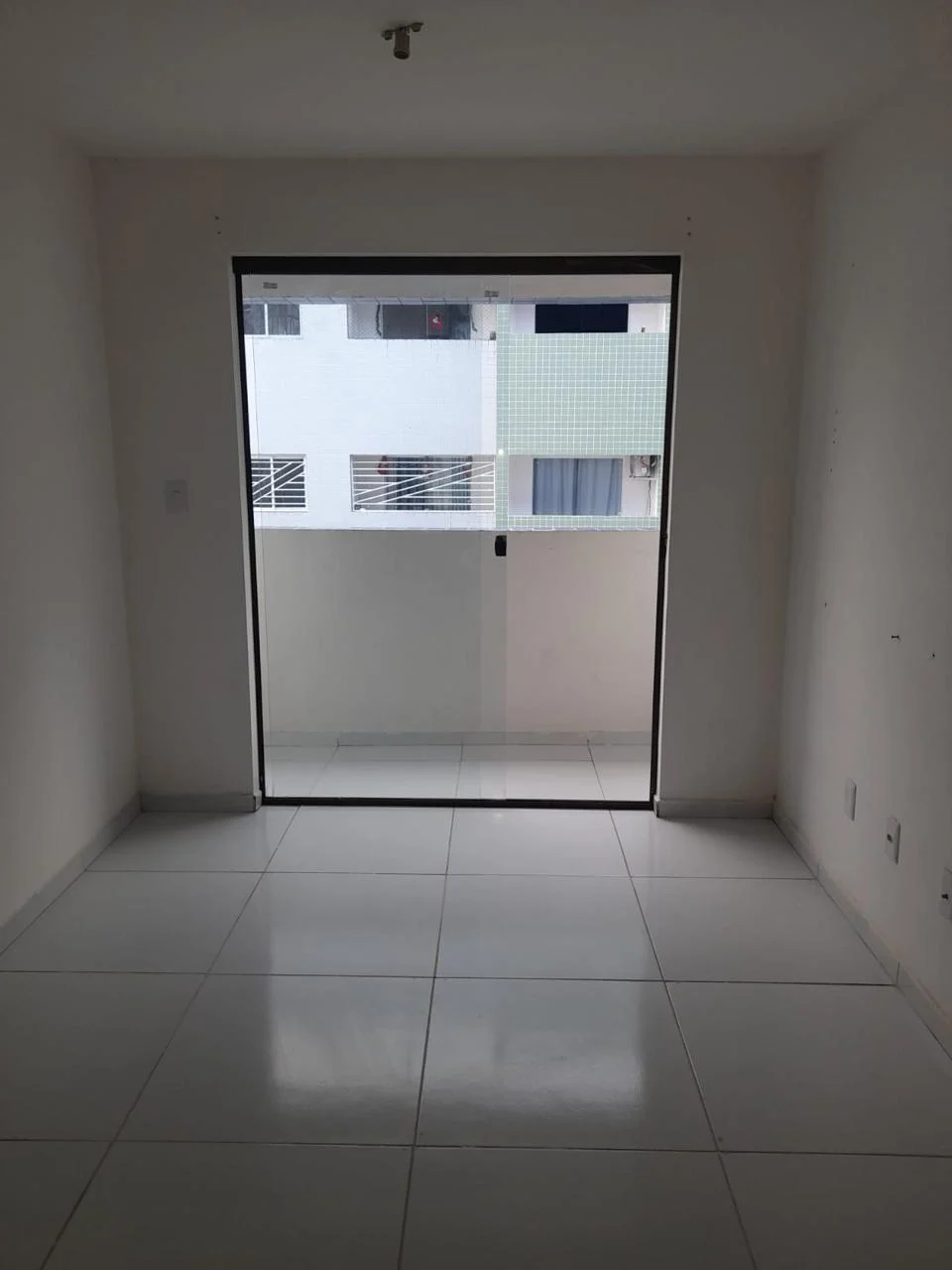 Repasse de Apartamento no Novo Geisel com 2 Quartos sendo 1 Suíte, Piscina