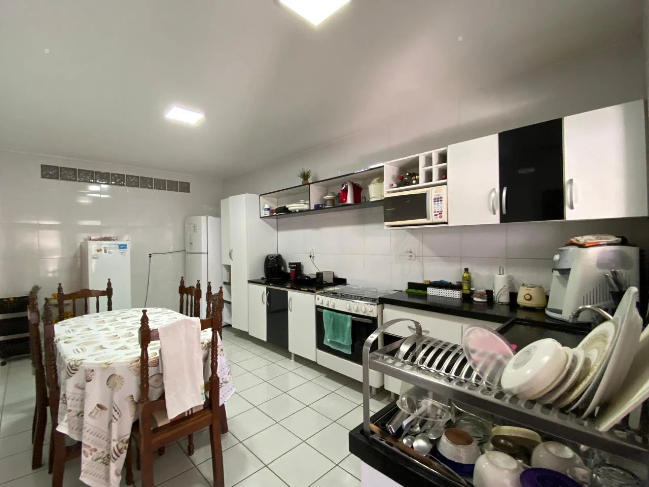 Casa no Cristo com 4 Quartos sendo 1 Suíte, Próximo ao Almeidão