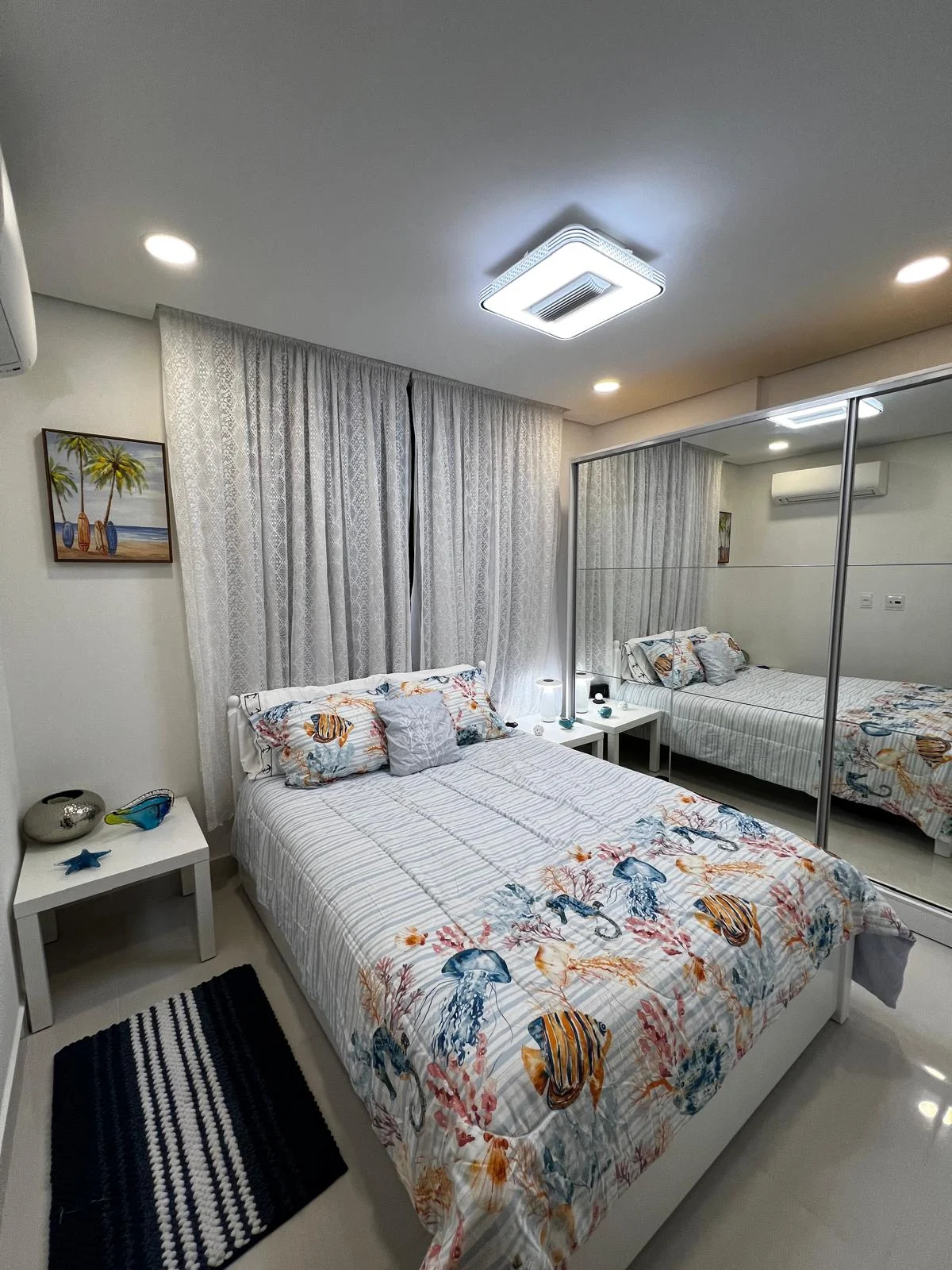 Apartamento Mobiliado em Intermares com 2 Quartos sendo 1 Suíte, Elevador e Lazer