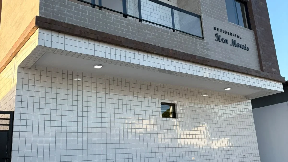 Apartamento em Mangabeira com 2 Quartos sendo 1 Suíte