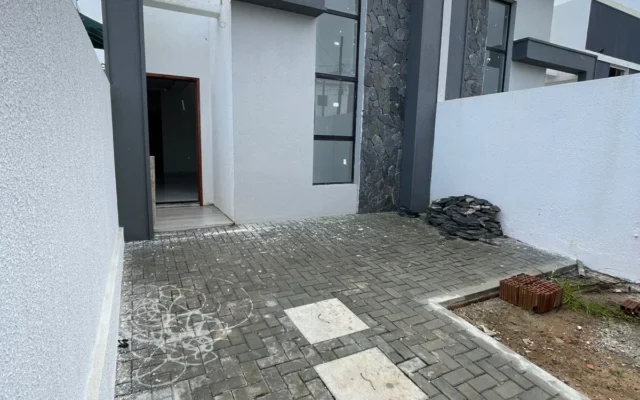Excelente Casa no José Américo 2 Quartos sendo 1 Suíte R$ 299.000,00*