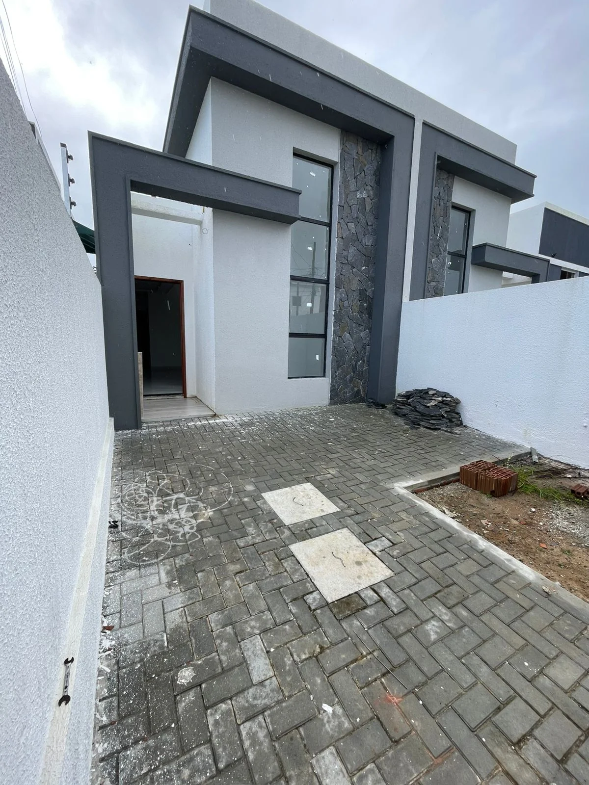 Excelente Casa no José Américo 2 Quartos sendo 1 Suíte R$ 299.000,00*