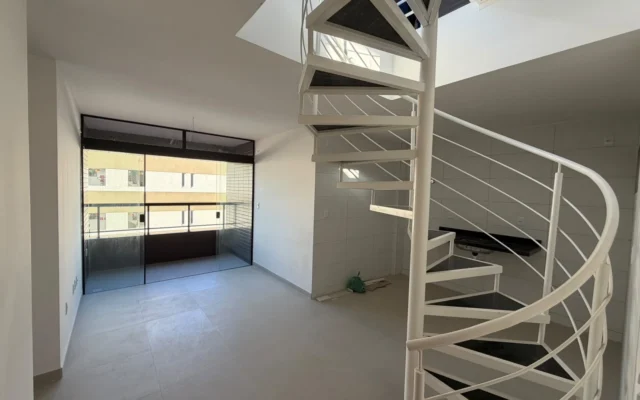 Cobertura Duplex no Bessa com 2 Quartos sendo 1 Suíte