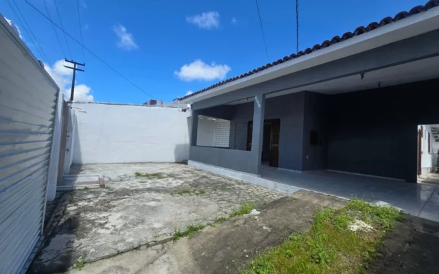Casa no Cristo com 3 Quartos sendo 1 Suíte