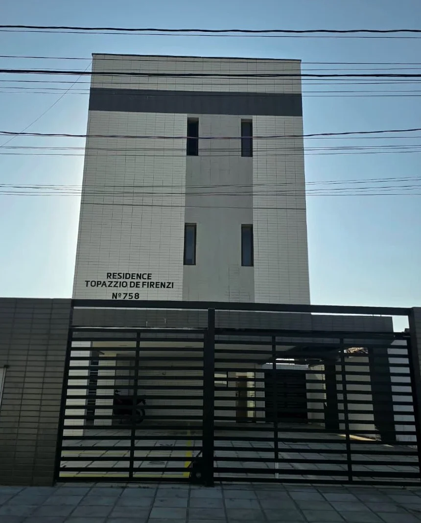 Apartamento no Jardim Camboinha/Cabedelo com 2 ou 3 Quartos sendo 1 Suíte