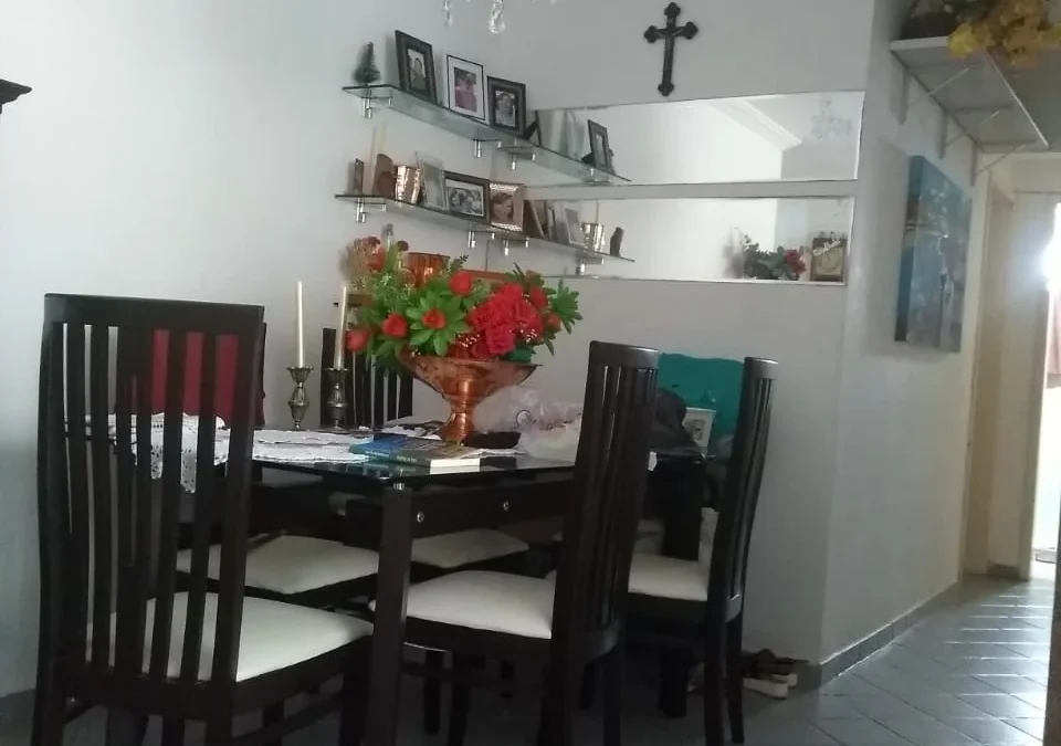 Apartamento Térreo Mobiliada no Jardim Cidade Universitária com 3 Quartos sendo 1 Suíte, 86m²