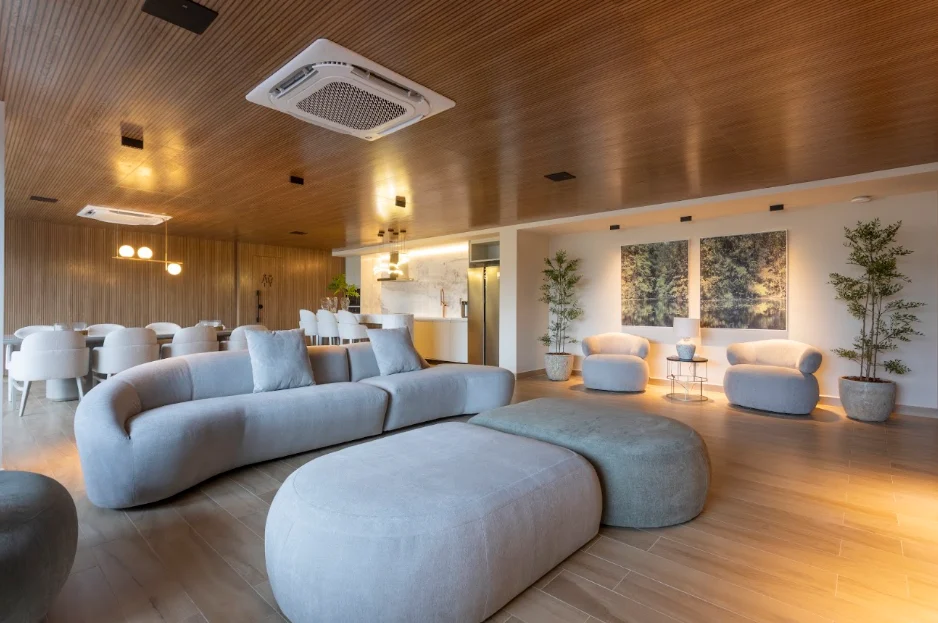Excelente Apartamento no Jardim Oceania/Bessa com 2  Suítes, Lazer Completo