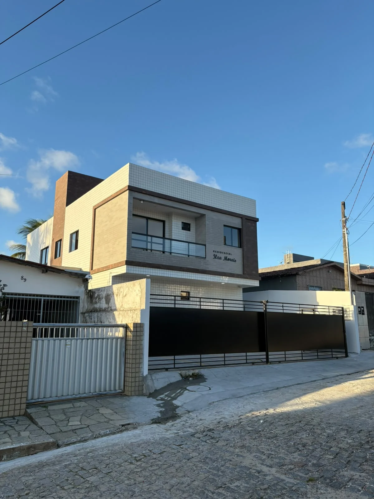 Apartamento em Mangabeira com 2 Quartos sendo 1 Suíte