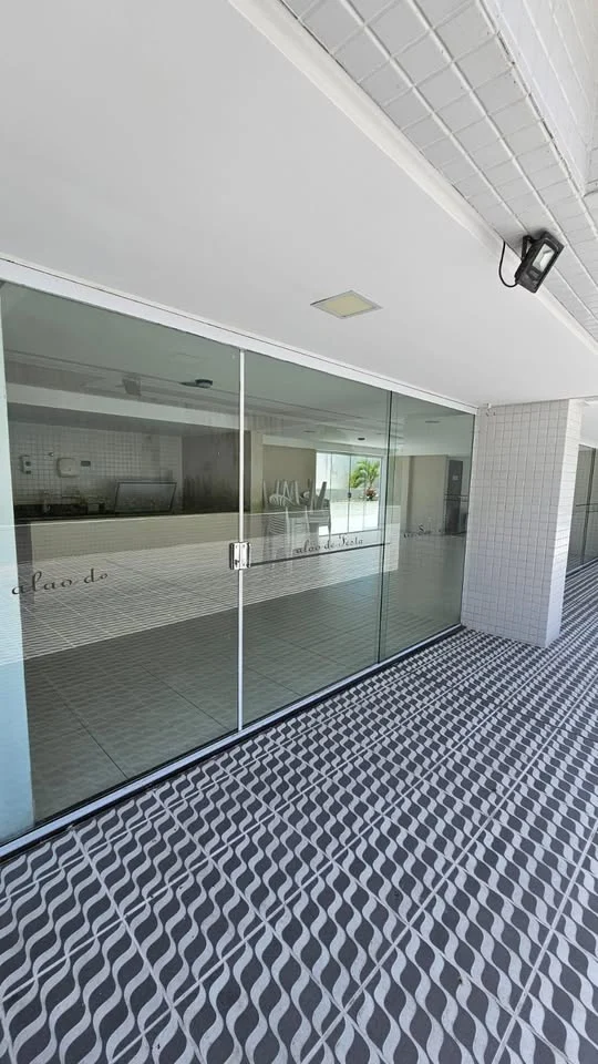 Apartamento no Bairro dos Estados com 3 Quartos sendo 1 Suíte, Elevador e Lazer