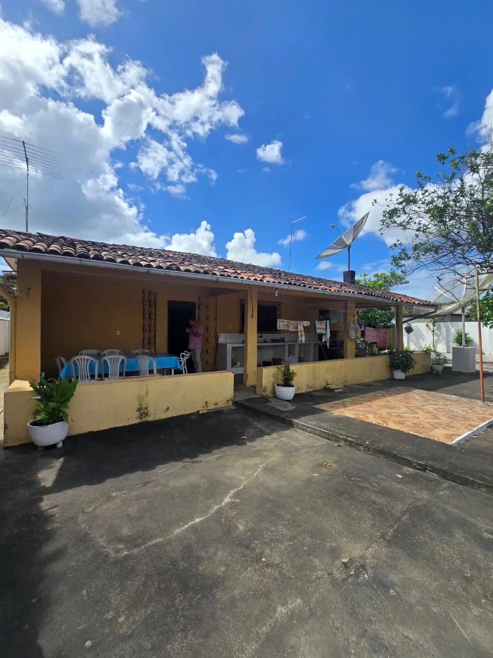 Casa no Centro de Mamanguape com 5 Quartos sendo 2 Suítes e Terreno com 880m²