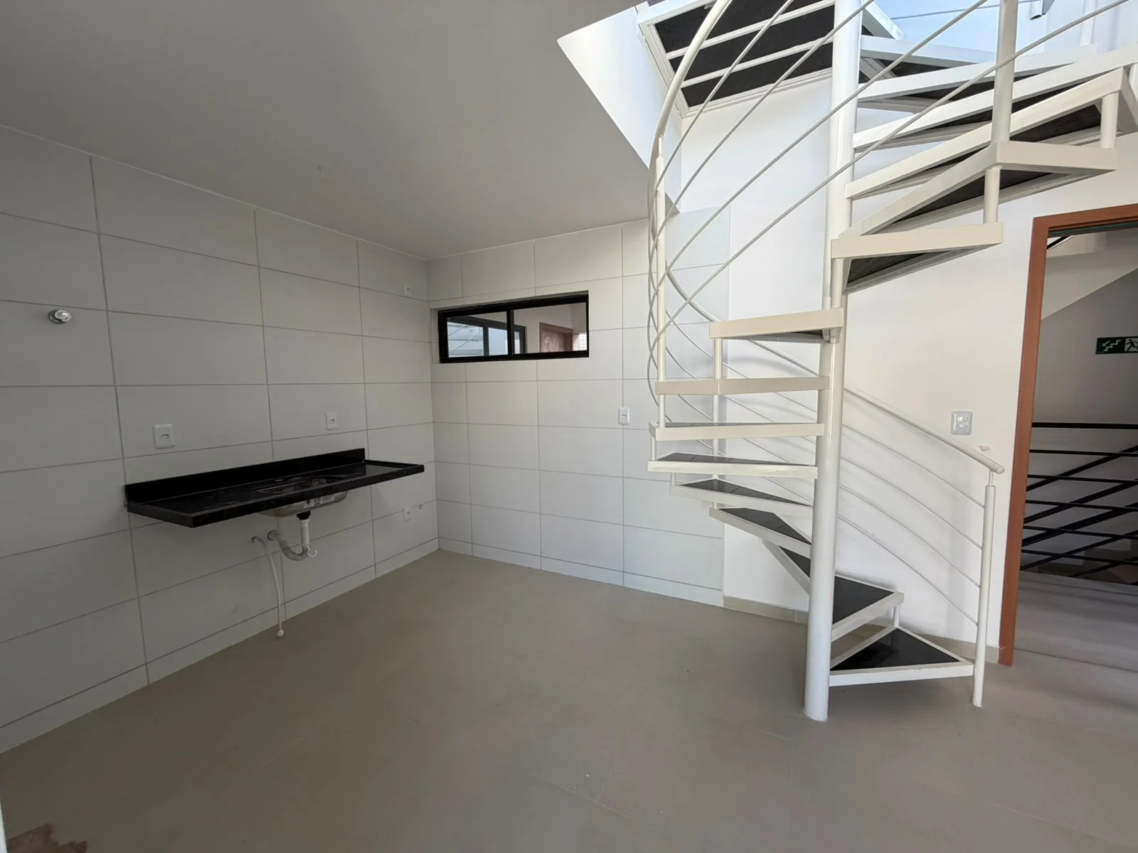 Cobertura Duplex no Bessa com 2 Quartos sendo 1 Suíte