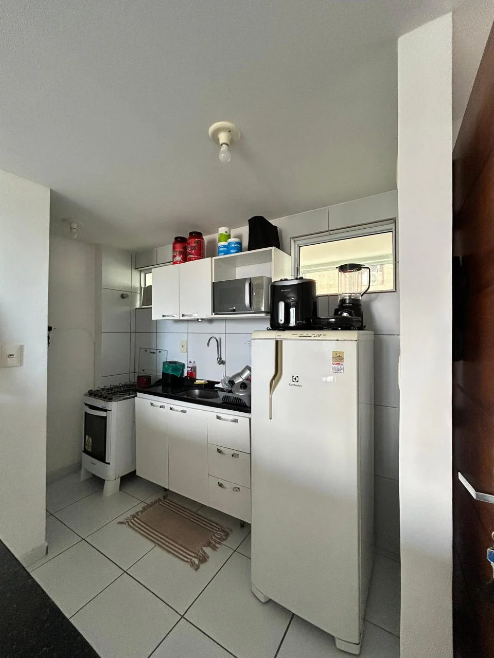 Apartamento Mobiliado no Miramar com 1 Quarto, Elevador e Piscina, Próximo a Epitácio