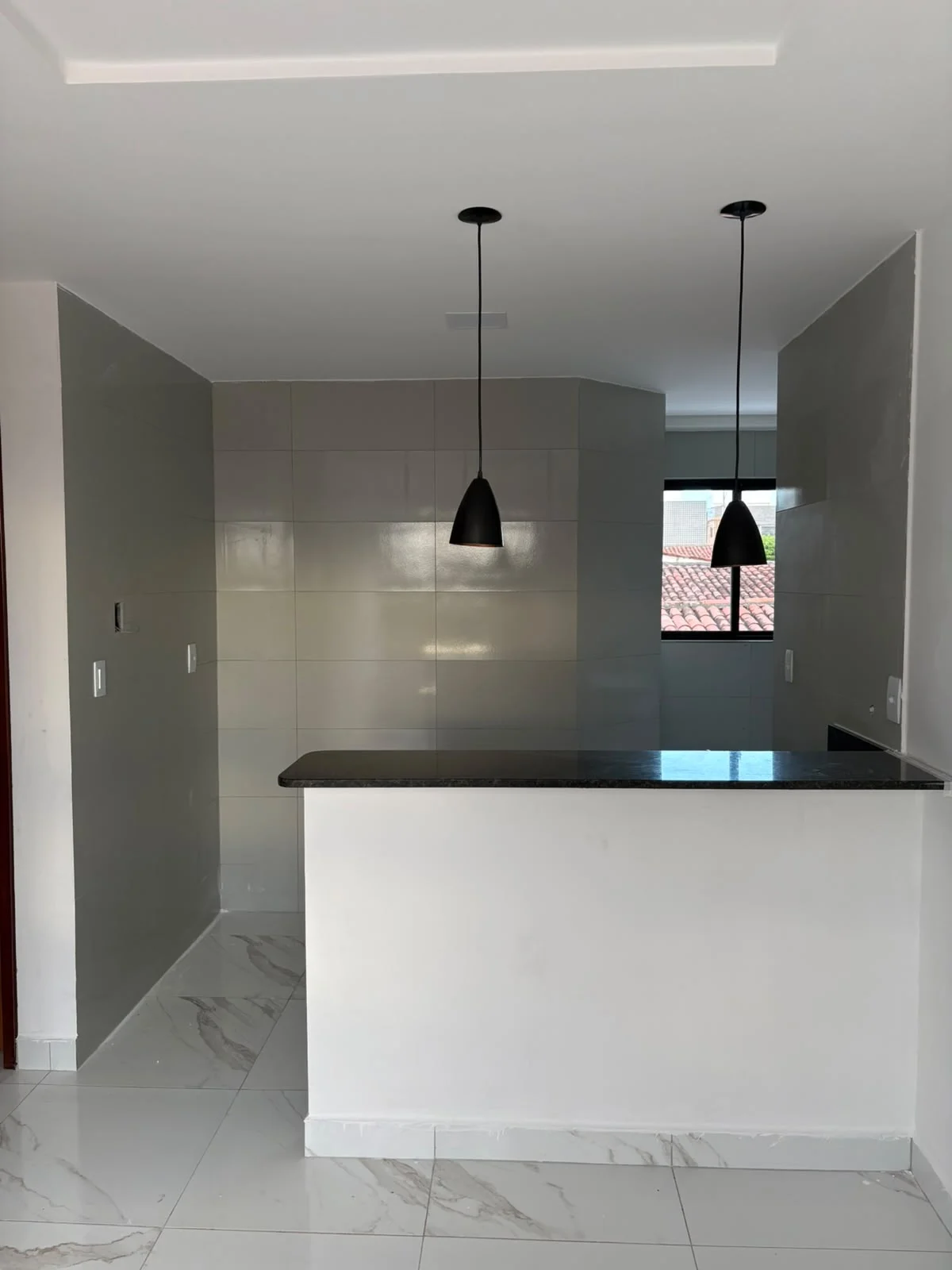 Apartamento em Mangabeira com 2 Quartos sendo 1 Suíte