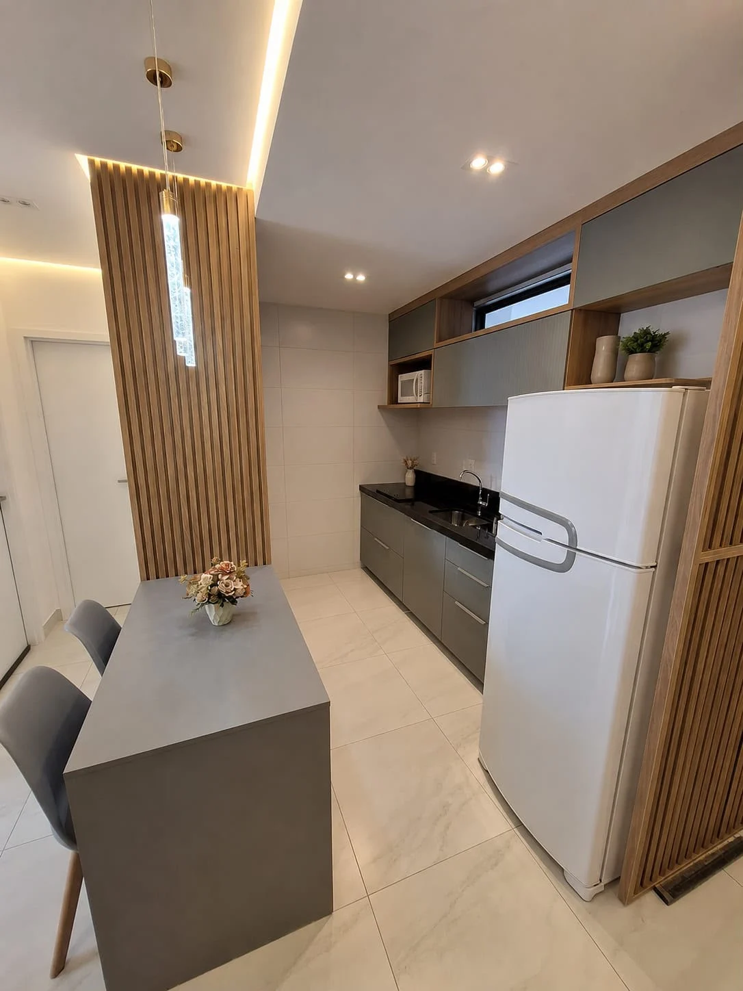Apartamento Mobiliado no Bessa 1 Quarto, Elevador e Lazer