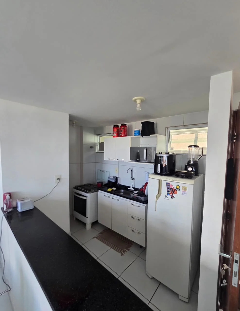 Apartamento Mobiliado no Miramar com 1 Quarto, Elevador e Piscina, Próximo a Epitácio