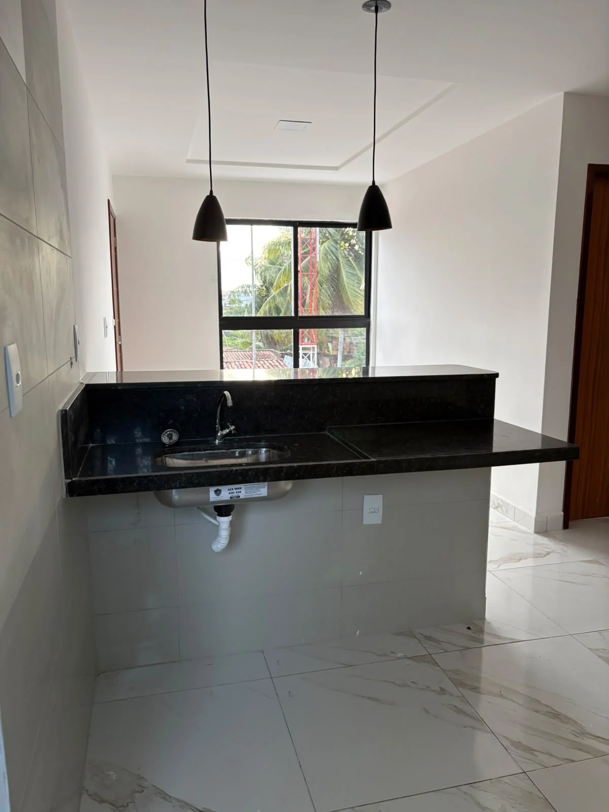 Apartamento em Mangabeira com 2 Quartos sendo 1 Suíte