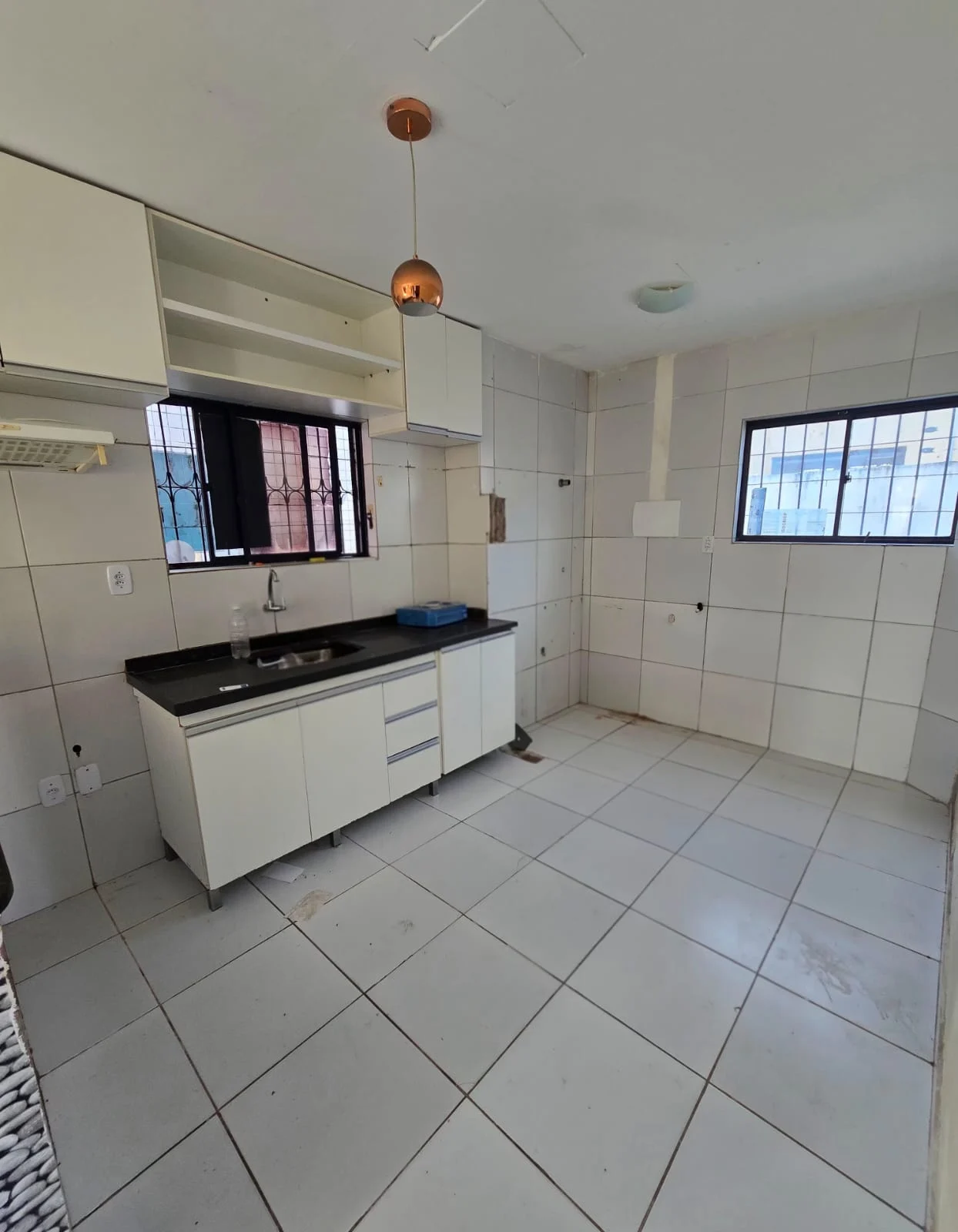 Apartamento Térreo no José Américo com 2 Quartos sendo 1 Suíte