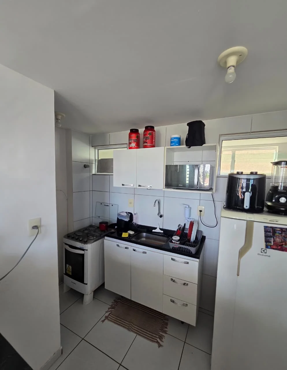 Apartamento Mobiliado no Miramar com 1 Quarto, Elevador e Piscina, Próximo a Epitácio