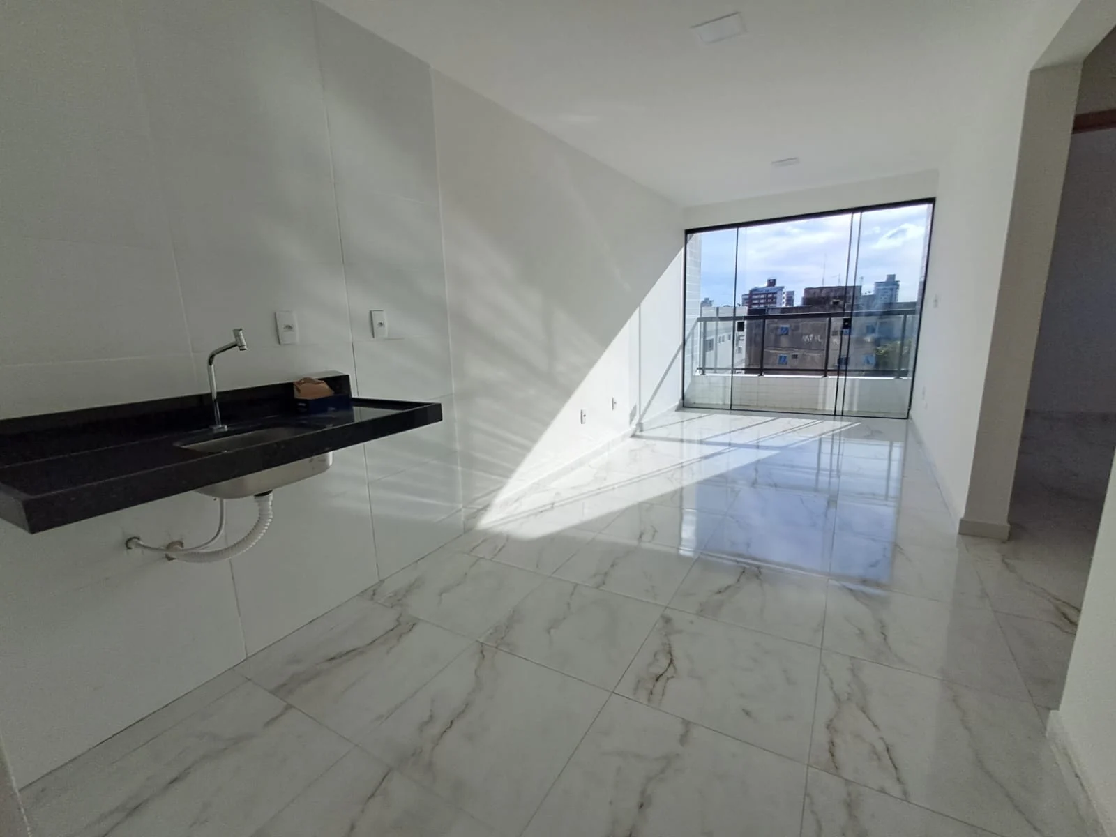 Apartamento no Jardim Oceania/Bessa com 3 Quartos sendo 1 Suíte, Lazer