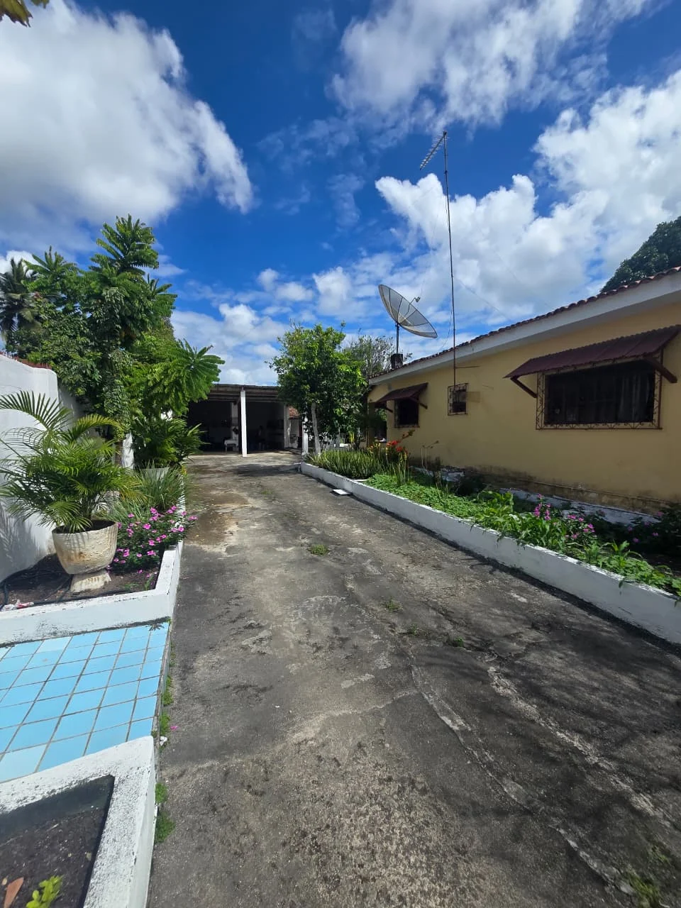 Casa no Centro de Mamanguape com 5 Quartos sendo 2 Suítes e Terreno com 880m²