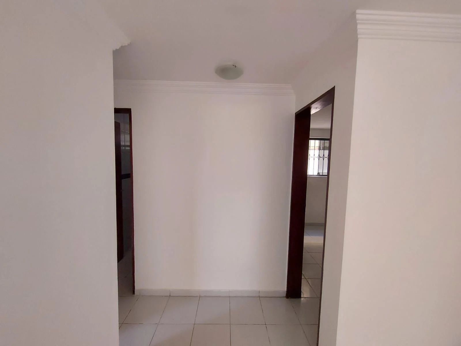 Apartamento Térreo no Jardim Cidade Universitária com 3 Quartos sendo 1 Suíte, 70m²