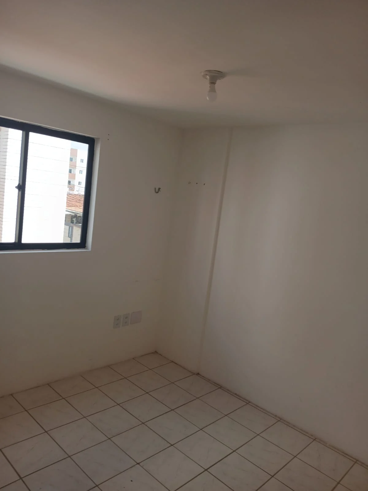 Apartamento em Água Fria/Bancários com 2 Quartos sendo 1 Suíte, Próximo Unipê