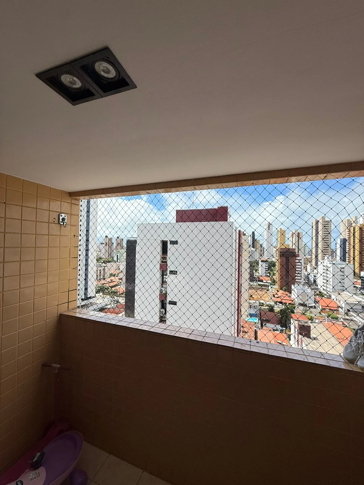 Apartamento em Manaíra com 3 Quartos sendo 1 Suíte, Elevador e Lazer