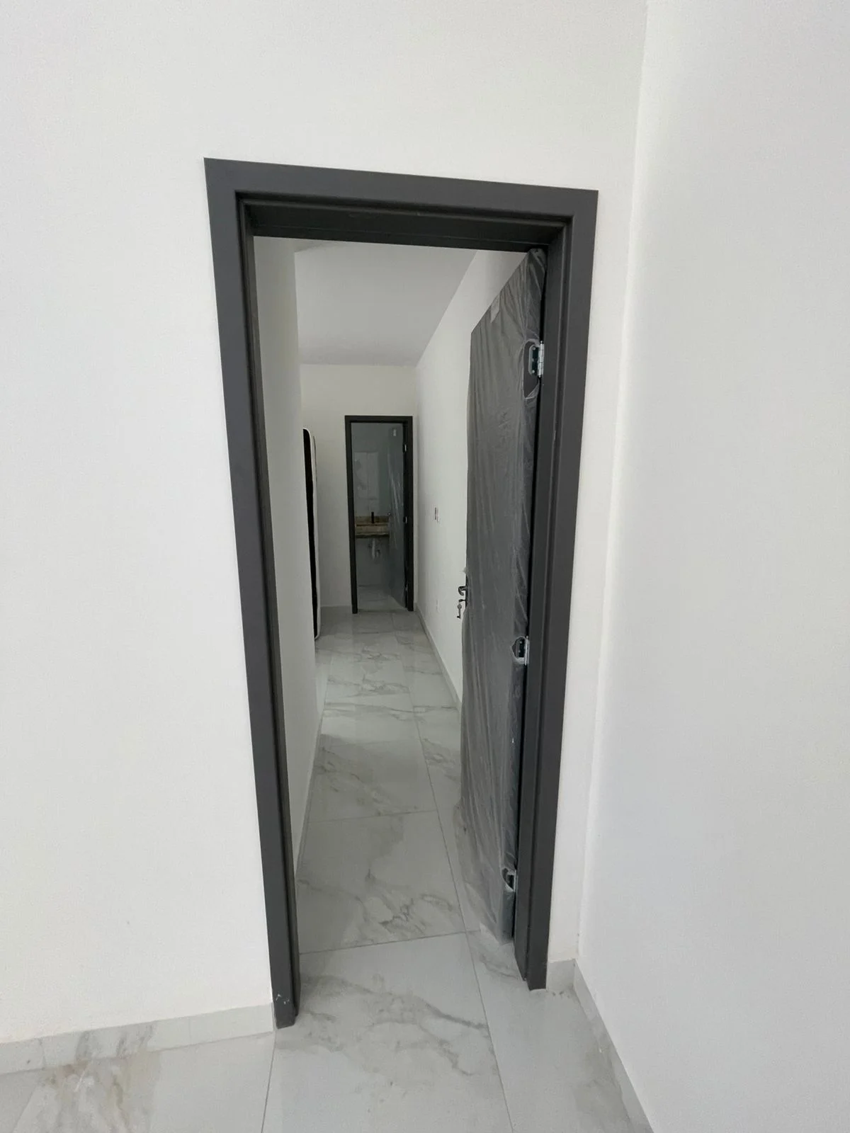 Excelente Casa no José Américo 2 Quartos sendo 1 Suíte R$ 299.000,00*
