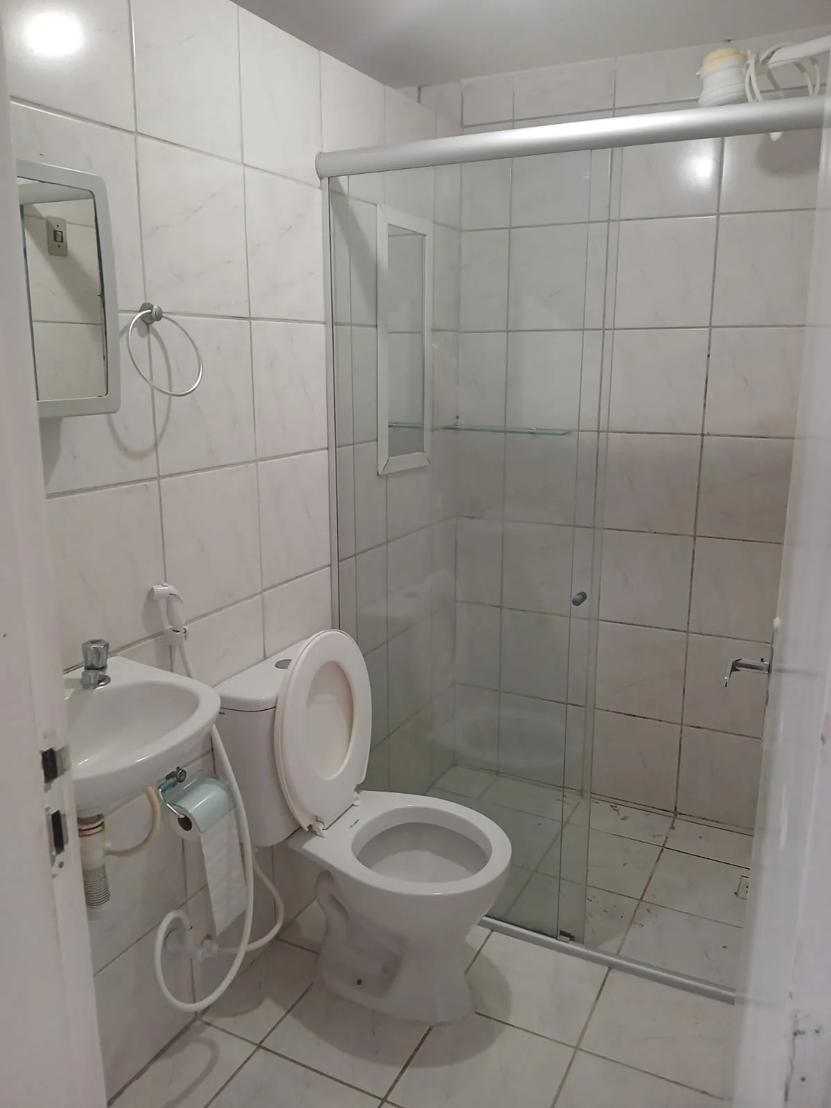 Apartamento em Água Fria/Bancários com 2 Quartos sendo 1 Suíte, Próximo Unipê