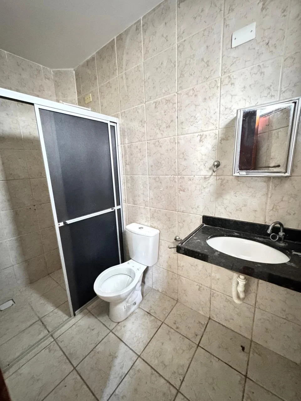 Apartamento Térreo no Jardim Cidade Universitária com 3 Quartos sendo 1 Suíte, 77m²