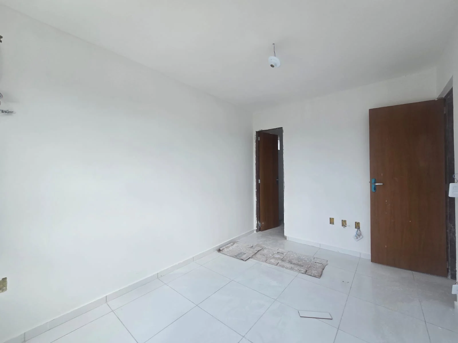 Apartamento em Mangabeira 3 com 2 Quartos sendo 1 Suíte, Opção de Térreo