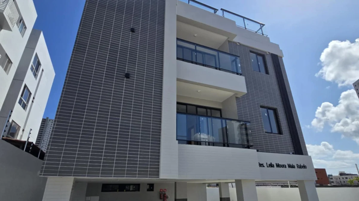 Cobertura no Aeroclube/Bessa com 2 ou 3 Quartos com Piscina