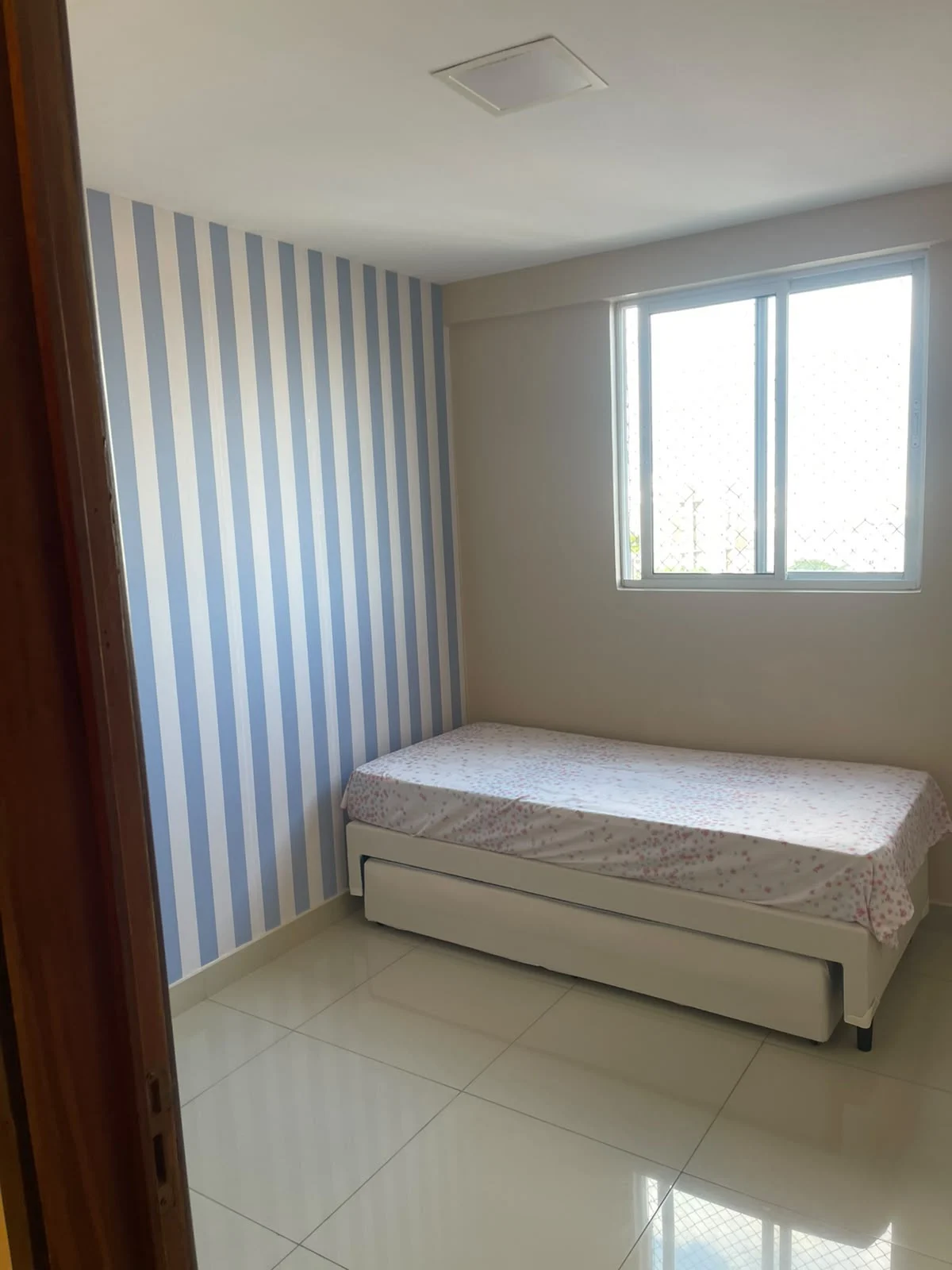 Apartamento Mobiliado no Jardim São Paulo/Bancários com 2 Quartos sendo 1 Suíte, Elevador e Lazer