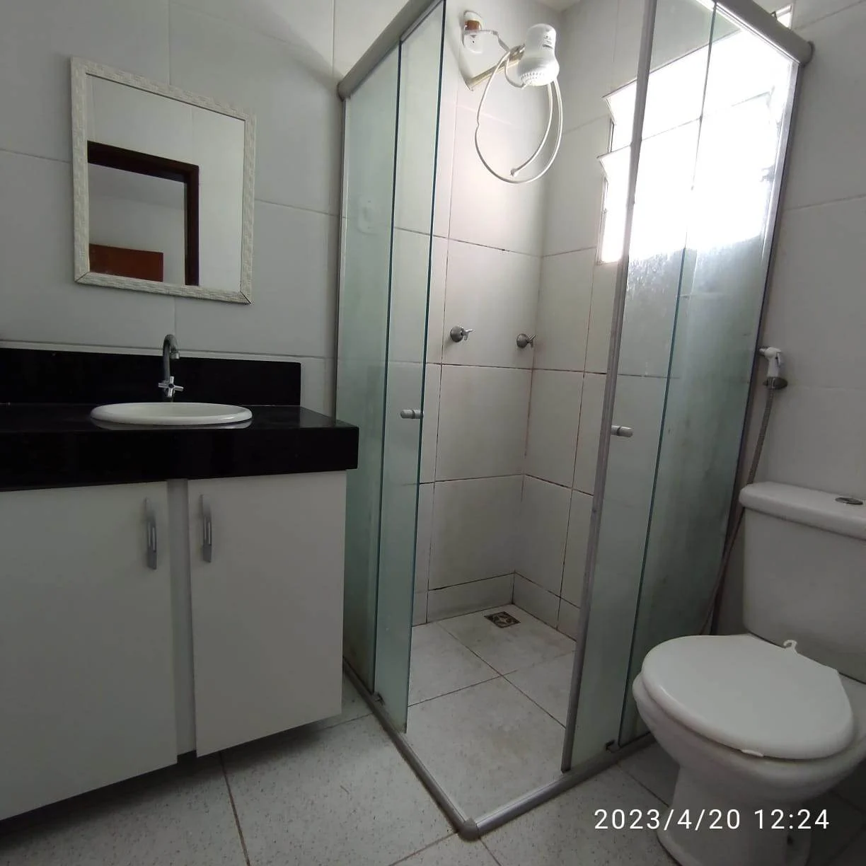 ALUGO Casa em Mangabeira com 3 Quartos sendo 1 Suíte R$ 1.500,00*