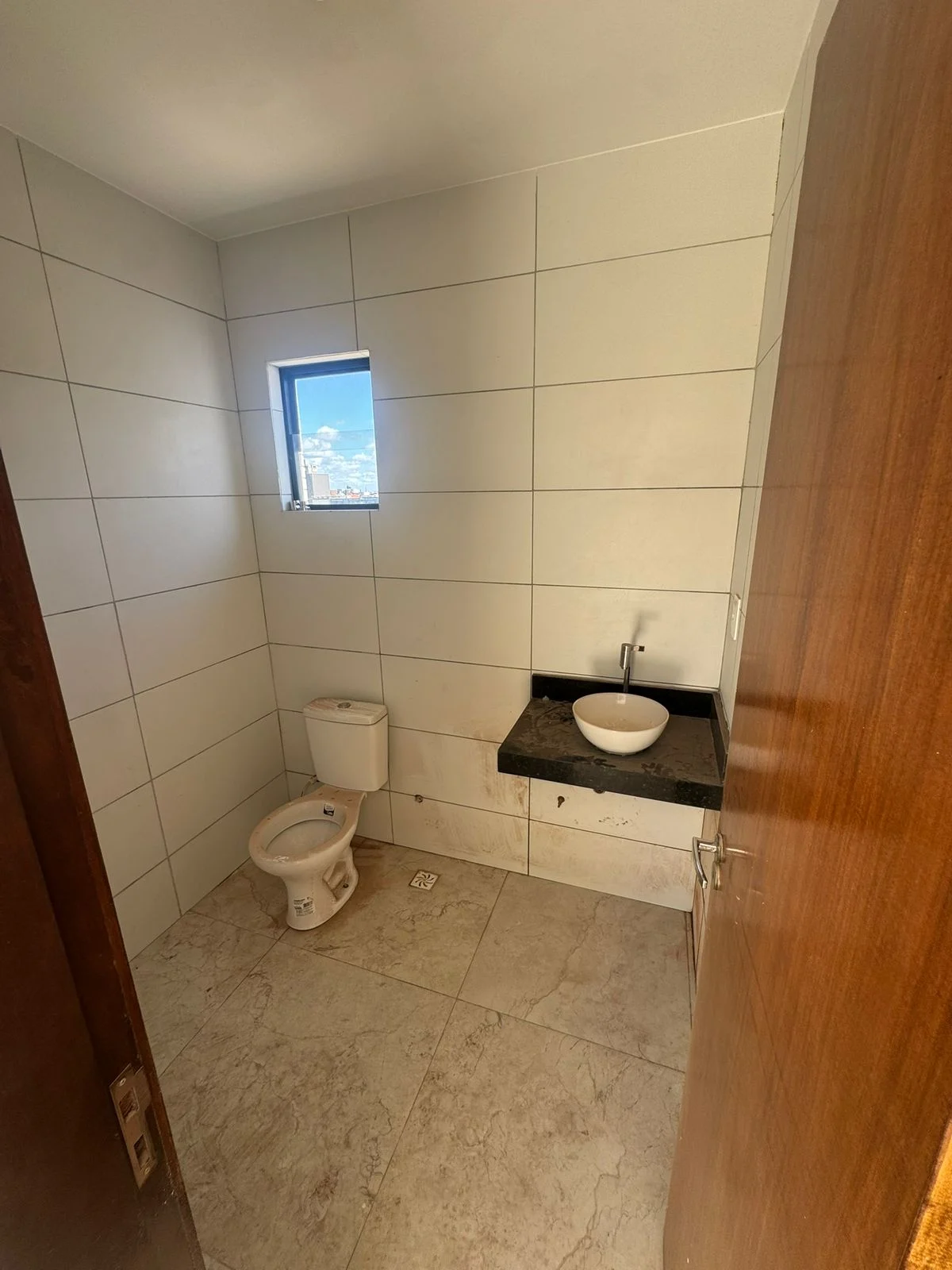 Cobertura Duplex no Bessa com 2 Quartos sendo 1 Suíte, Elevador